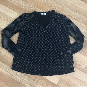 Old Navy small petite black and white shirt